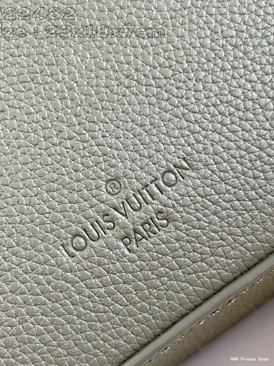 AAA Pruses Bags Fastline Messenger-23.5*18*7CM VUITTON LOUIS 0718